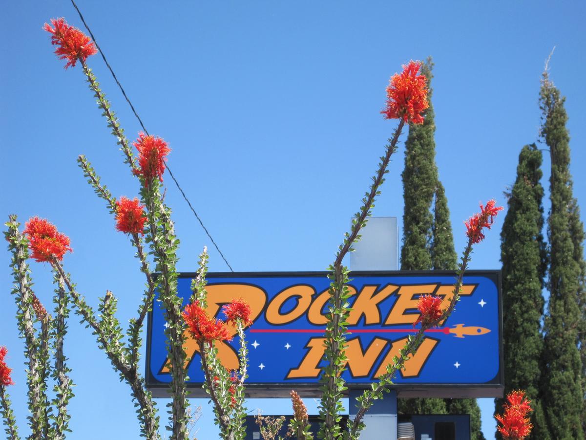 Rocket Inn 트루스오어콘시퀀시스 외부 사진